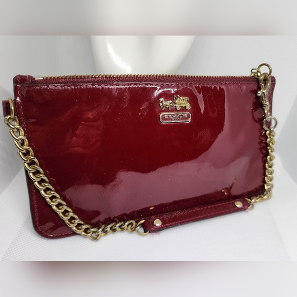Used Coach red wallet/wristlet - Picture 5 of 9